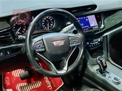 کادیلاک XT6